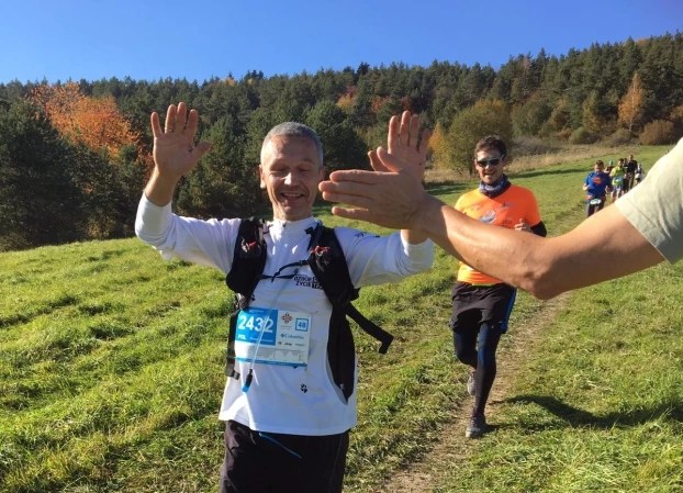 
Tomasz Tatrzański zbiega z Tokarni do Przybyszowa. Fot. Anna Patejuk

Łukasz Czarnowski i Tomasz Chudy w Komańczy. Fot. Anna Patejuk

